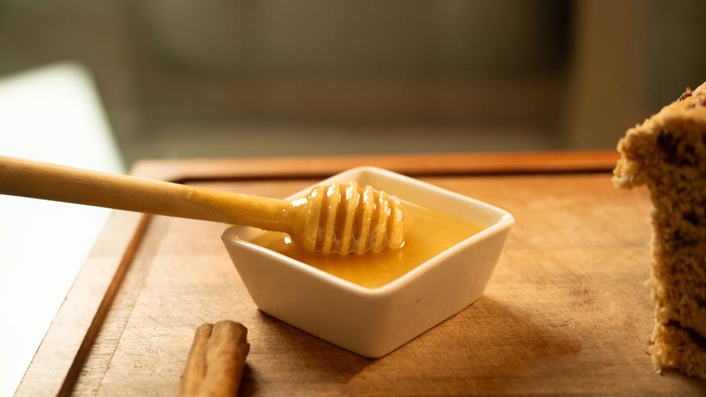 Kako prepoznati lažni med: 10 jasnih znakova